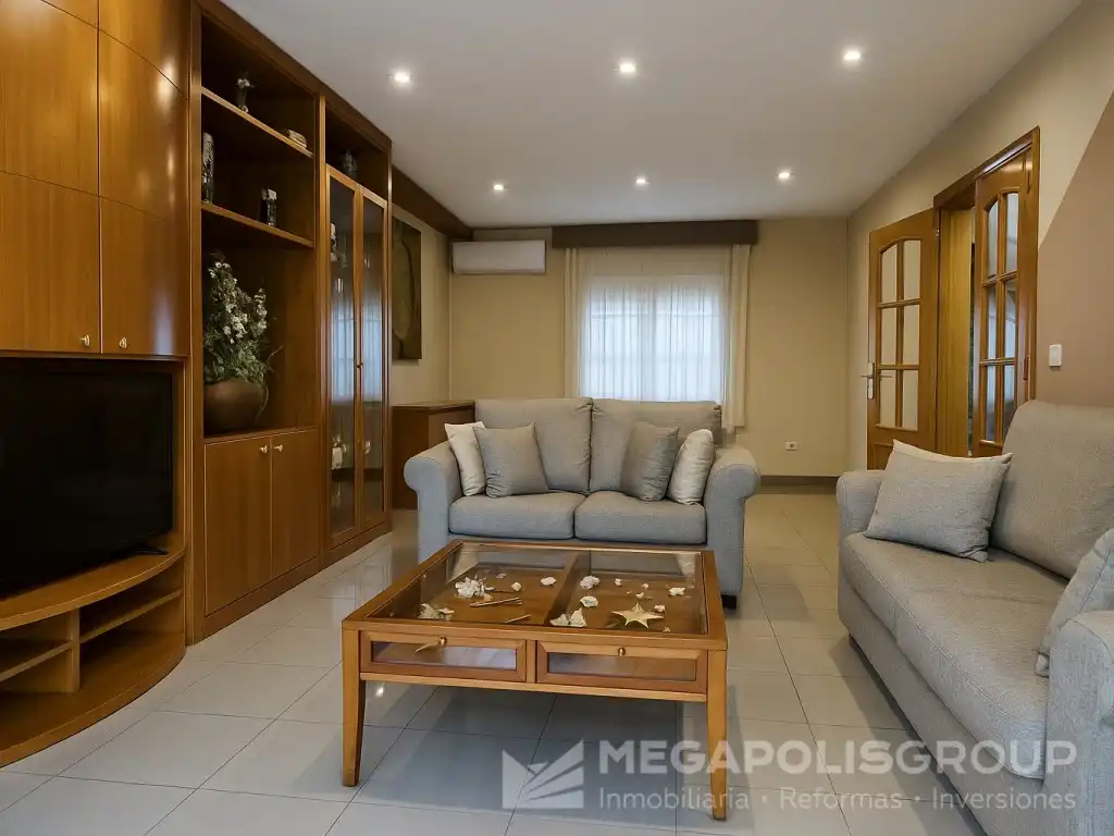 Sala de estar de Casa o chalet en venta en Sant Vicenç Dels Horts con Jardín privado, Terraza y Piscina