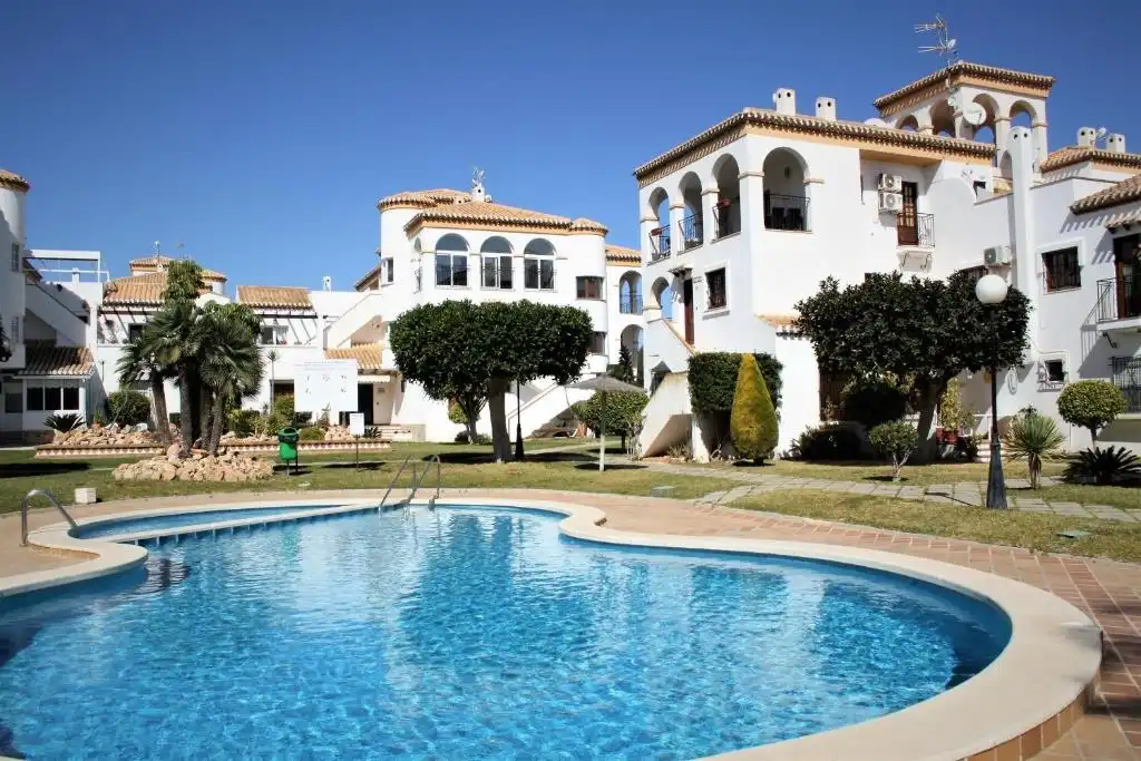 Swimming pool of Ground floor for rent in Orihuela  with Air Conditioner, Heating and Terrace