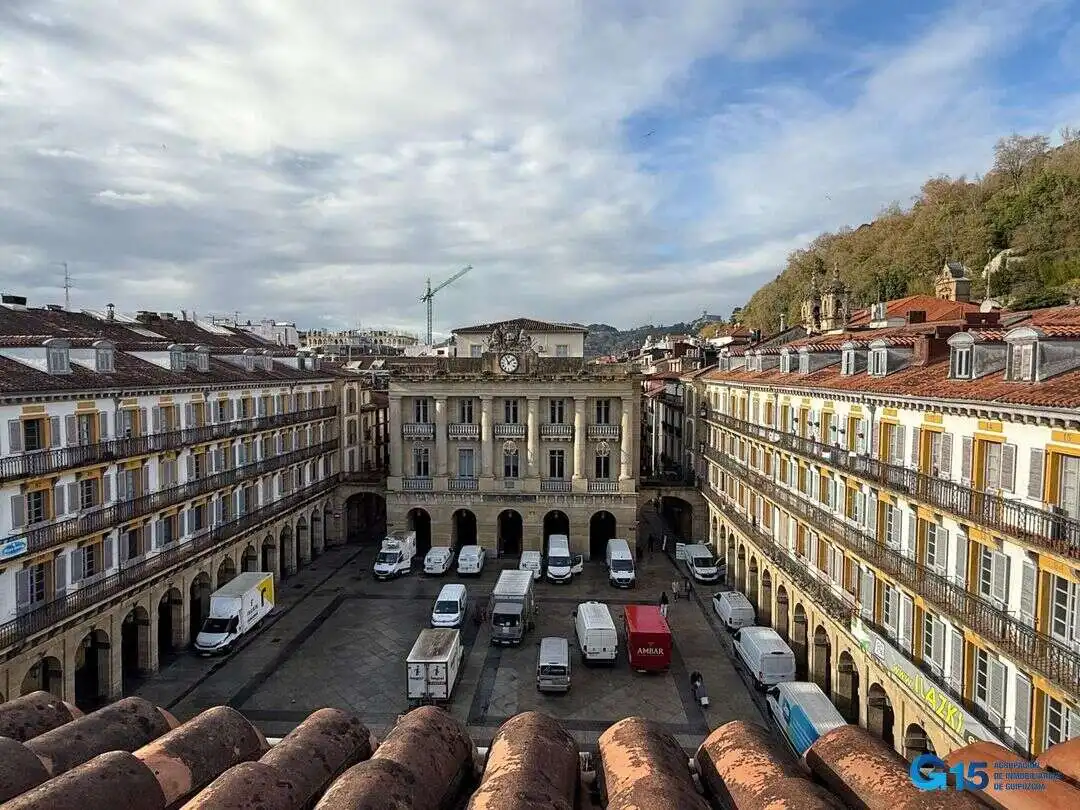 Vista exterior de Ático en venta en Donostia - San Sebastián  con Calefacción y Amueblado