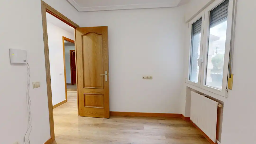Wohnung zur Miete in Majadahonda mit Klimaanlage, Heizung und Privatgarten