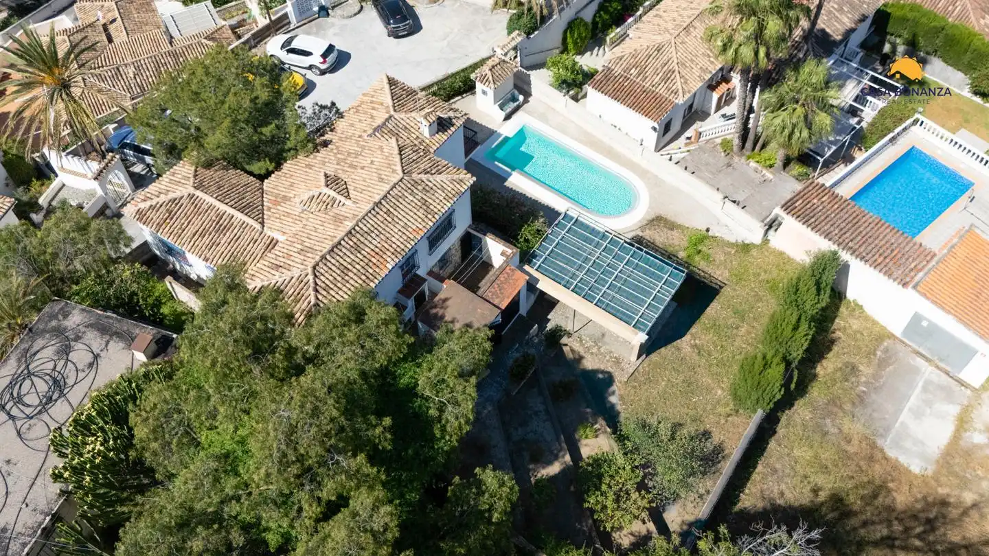 Exterior view of Houses for sale in Almuñécar  with Private garden, Terrace and Swimming Pool