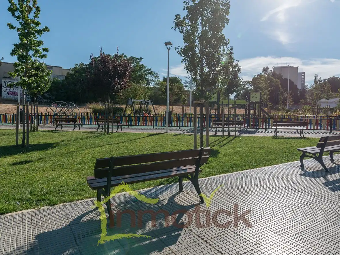 Vista exterior de Pis en venda en Huelva