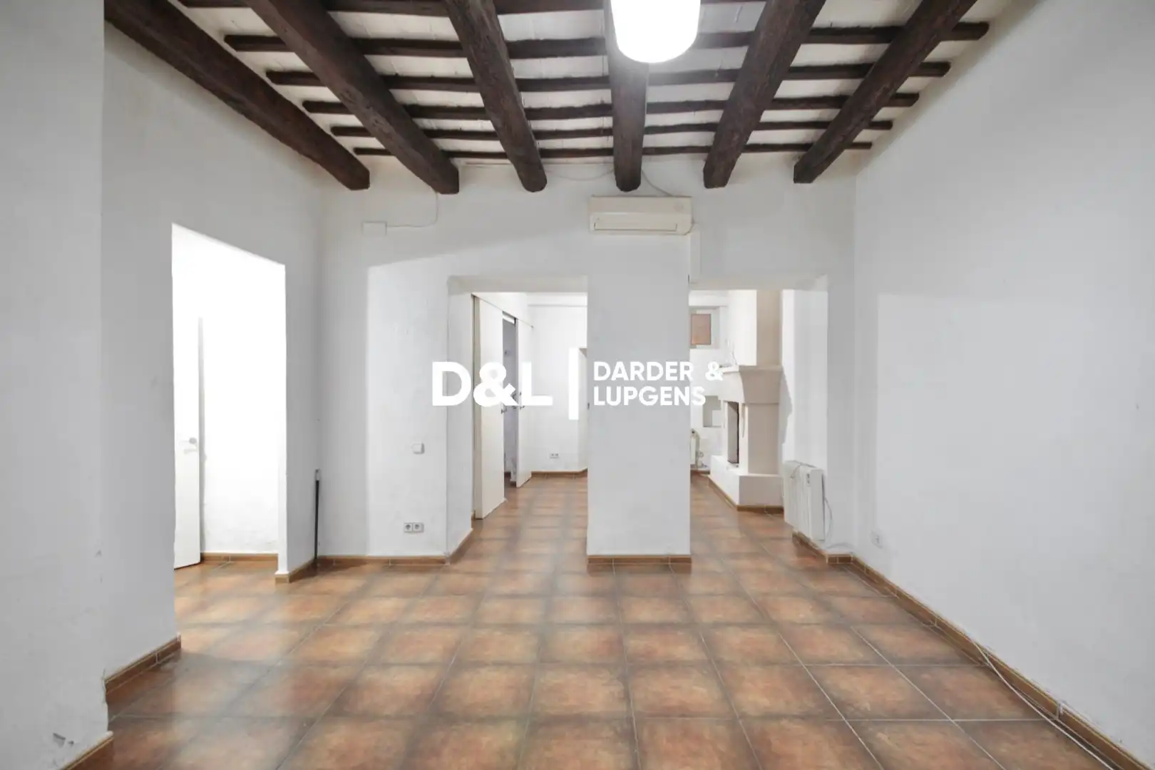 Vista exterior de Planta baja en venta en Vilanova i la Geltrú con Calefacción y Horno