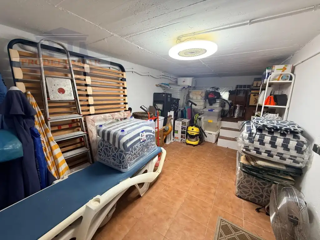 Casa aparellada en venda a Avenida Paris De, imagen 52