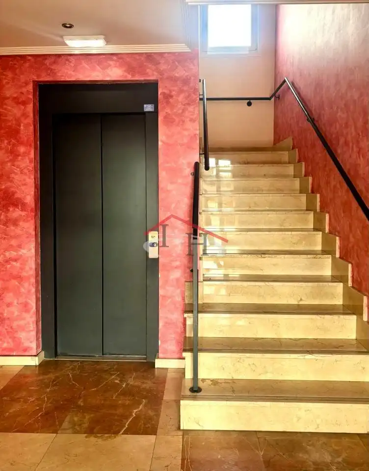 Apartamento en venta en San Andrés del Rabanedo con Calefacción, Parquet y Terraza