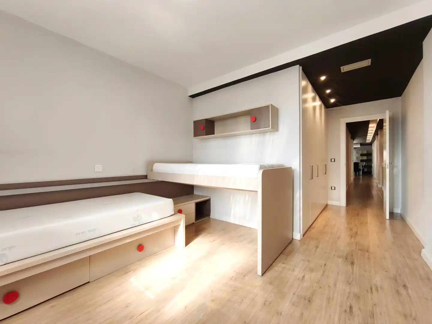 Schlafzimmer von Wohnung zur Miete in  Logroño mit Klimaanlage, Heizung und Möbliert