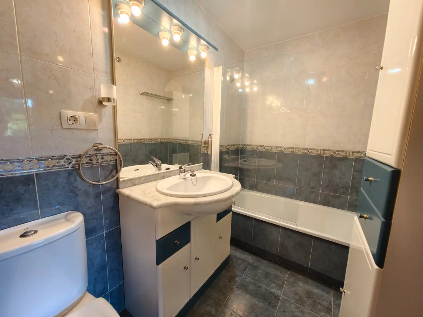 Baño de Piso en venta en Rianxo, A Coruña