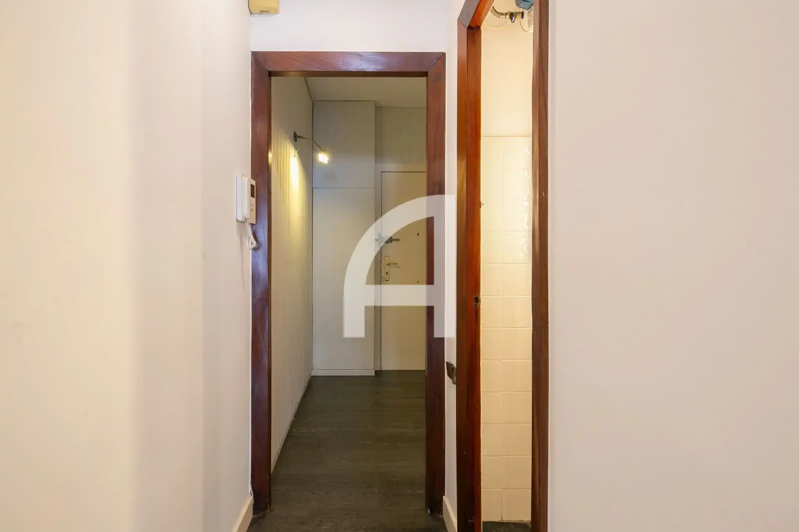 Flat for sale in Barcelona  with Parquet flooring