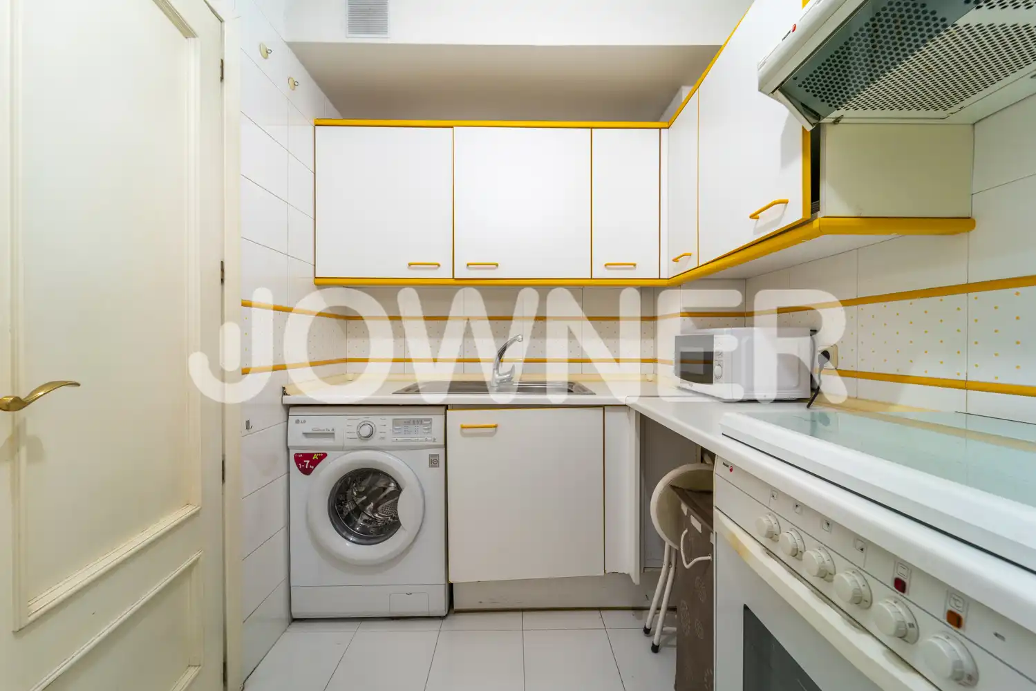 Kitchen of Flat for rent in Madrid  with Air Conditioner, Heating and Furnished