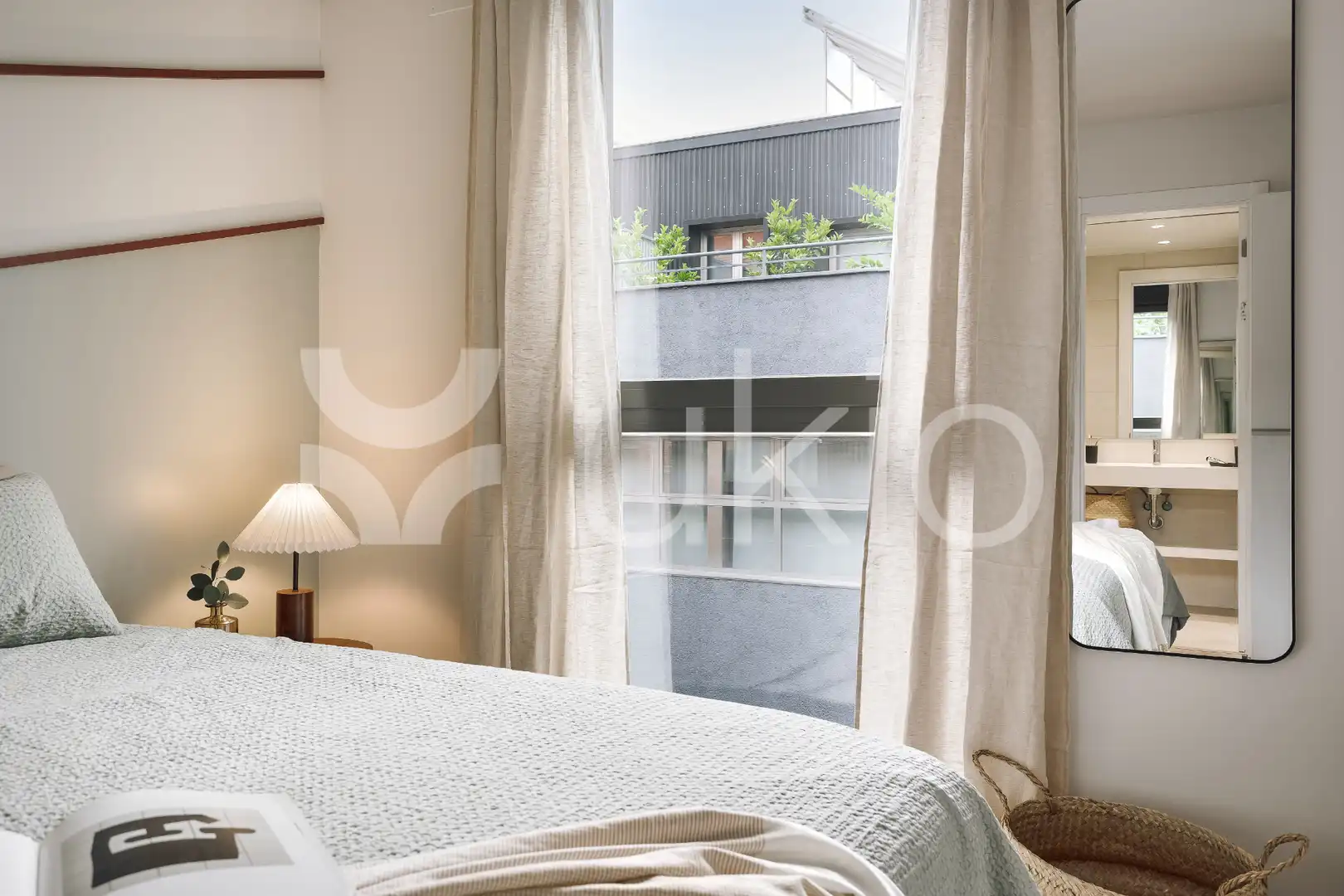 Schlafzimmer von Wohnungen zur Miete in Madrid mit Heizung, Möbliert und Ofen