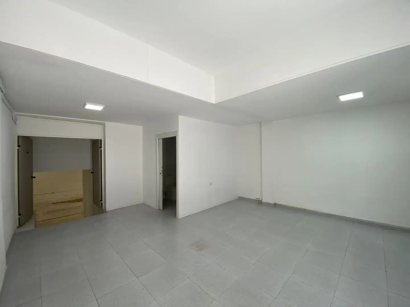 Locale commerciale in affitto a Calle de Rius i Taulet, imagen 4