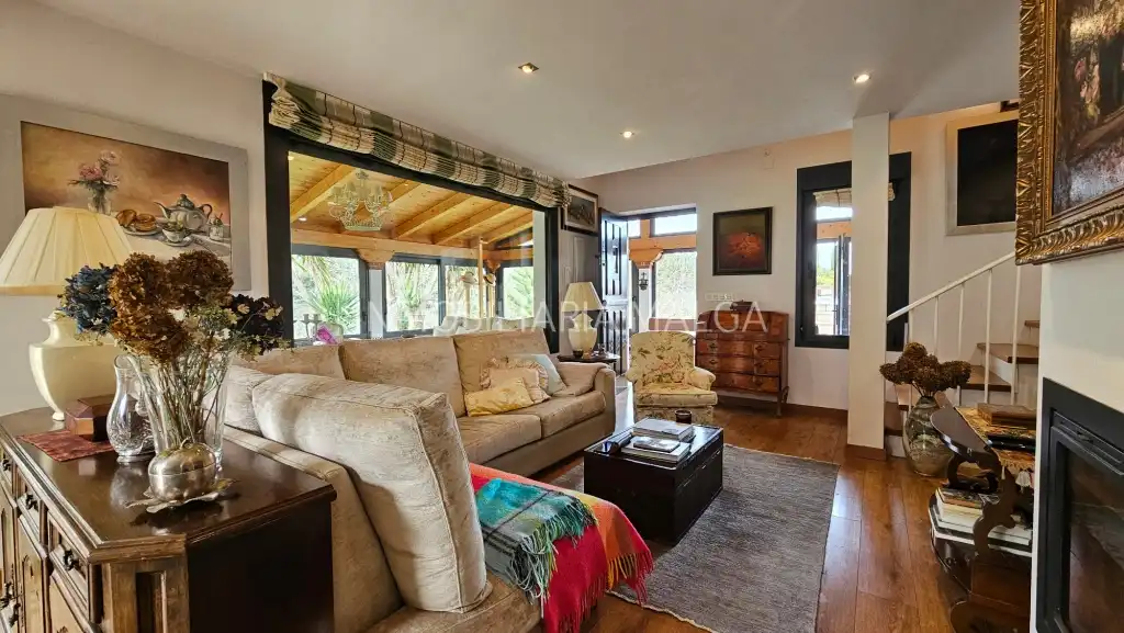 Sala de estar de Casa o chalet en venta en Colunga con Calefacción, Jardín privado y Parquet