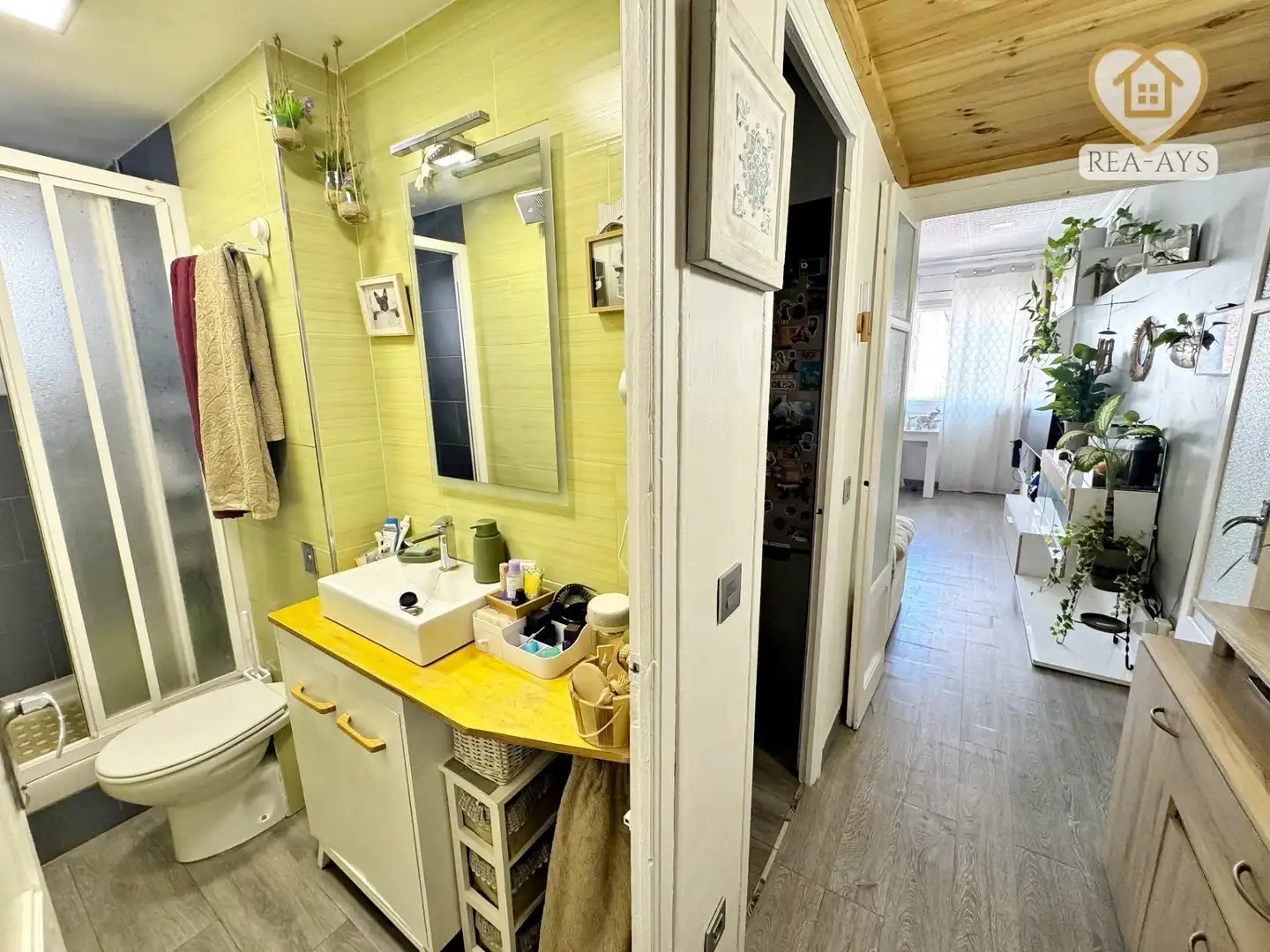 Baño de Piso en venta en Montcada i Reixac con Aire acondicionado, Calefacción y Parquet