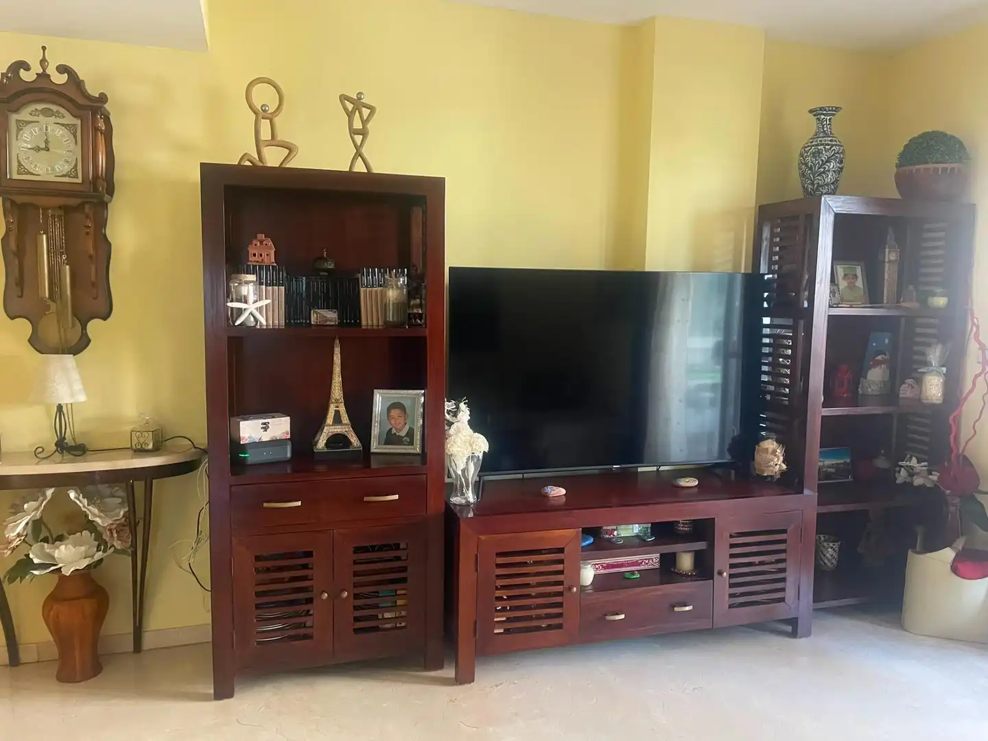 Living room of Flat for rent in Rincón de la Victoria  with Private garden, Furnished and Community pool