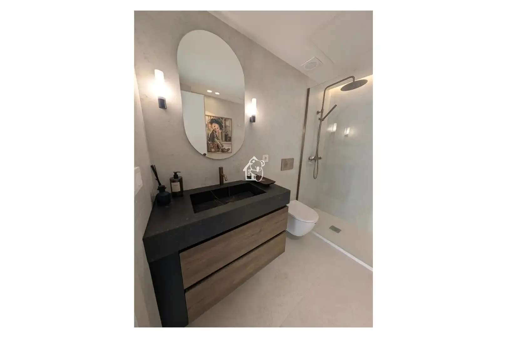 Bathroom of Apartments for rent in Torrevieja  with Air Conditioner, Terrace and Swimming Pool