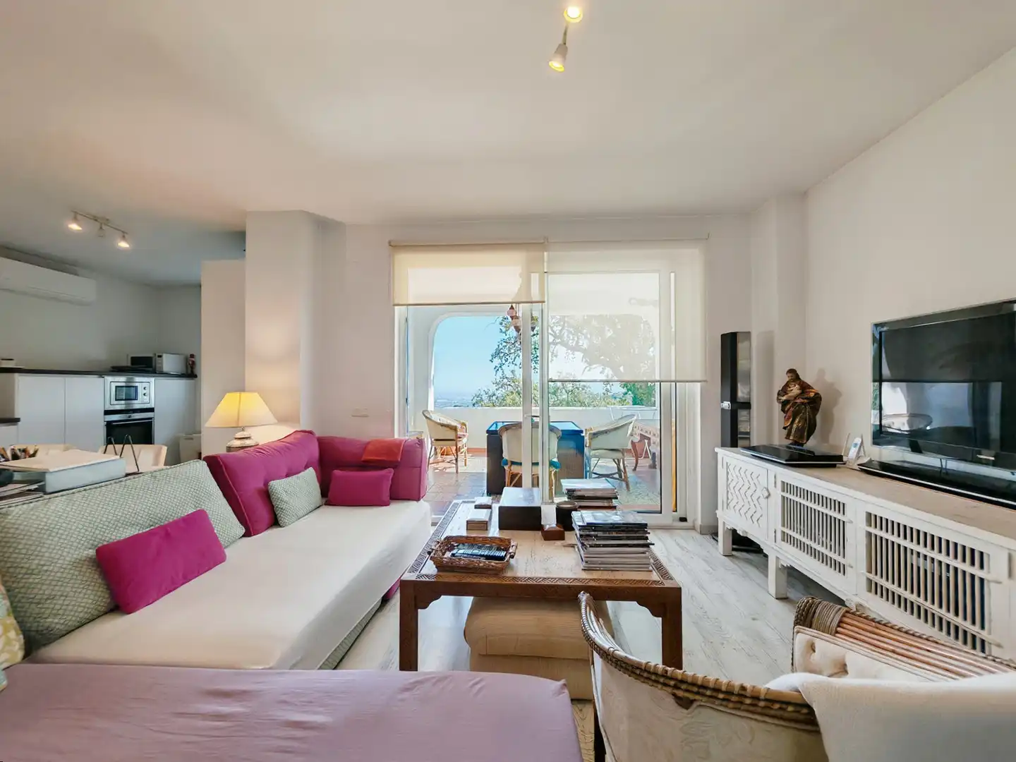 Sala de estar de Apartamento en venta en Ojén con Aire acondicionado, Terraza y Amueblado