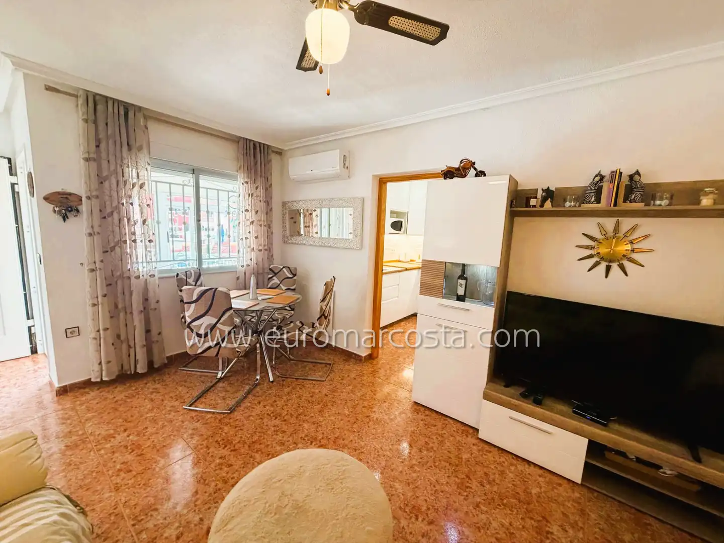 Bungalow con piscina en venta en Avenida Riegos de Levante, imagen 11