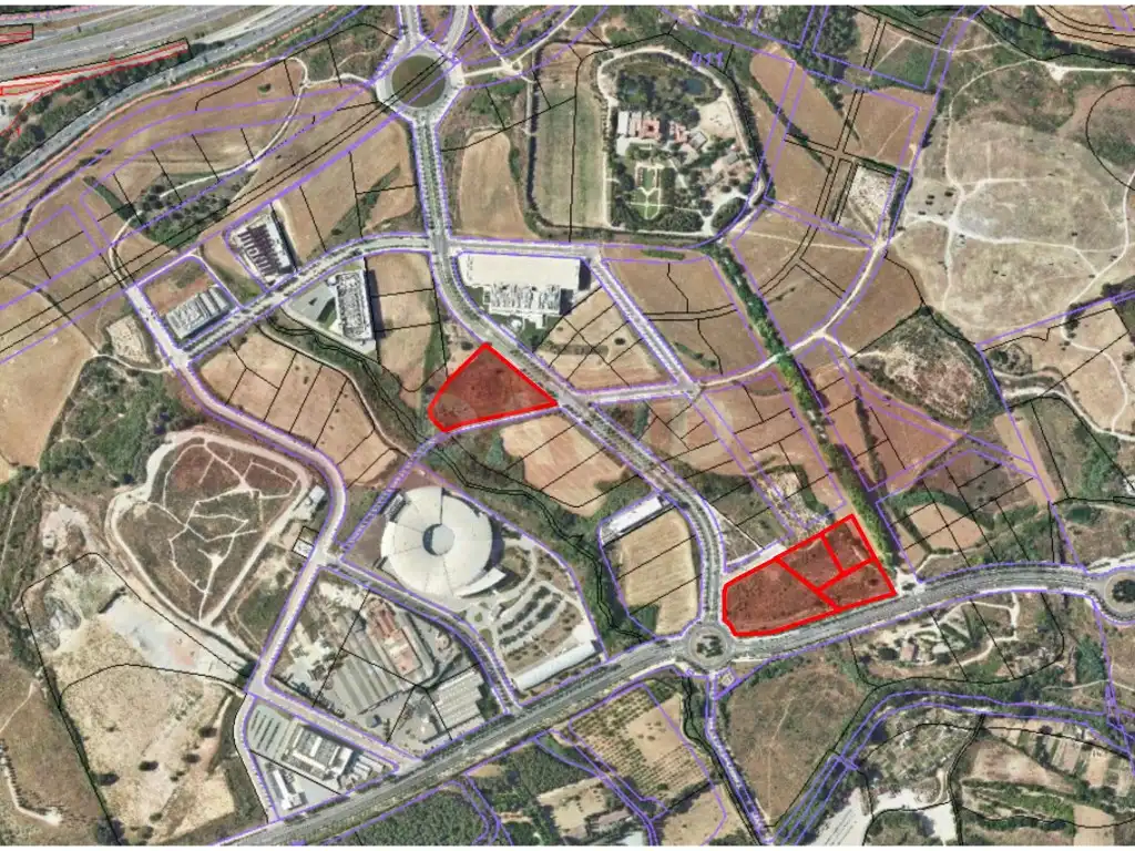 Residential land for sale in Avenida Ciència De La