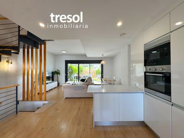 Adossat amb piscina en venda a Pinos de Alhaurín - Periferia