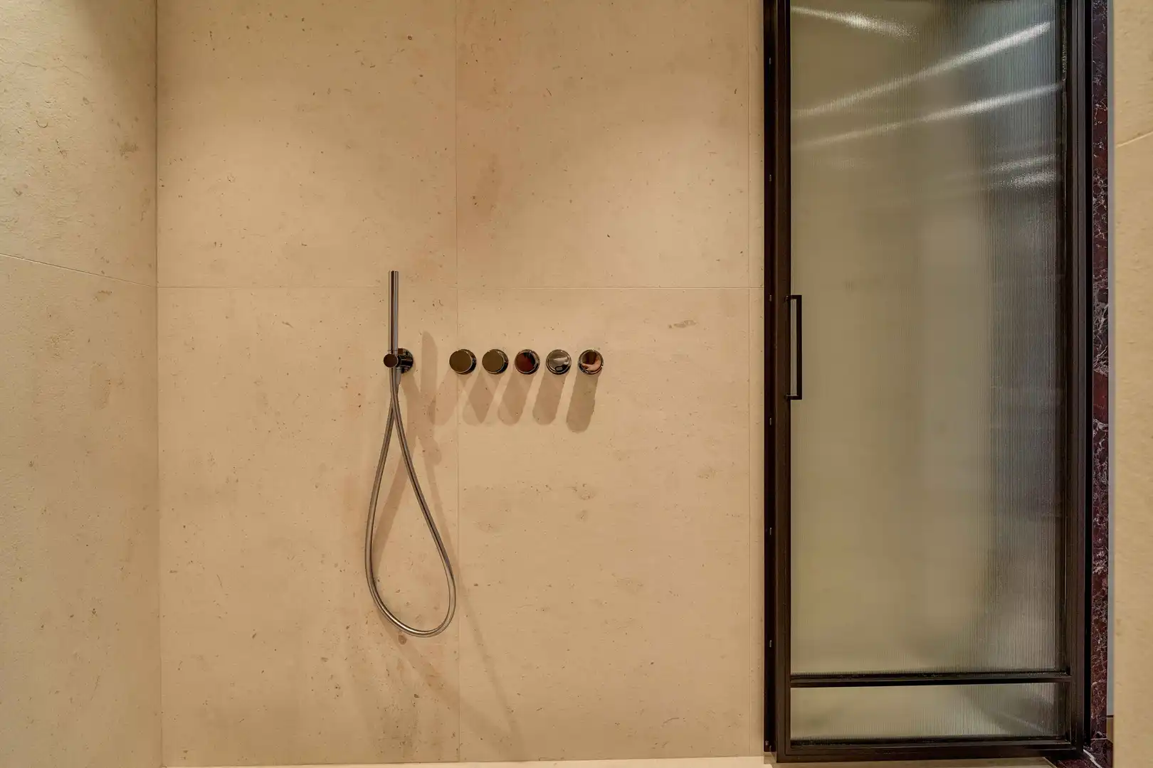 Baño de Piso en venta en Madrid con Terraza y Trastero