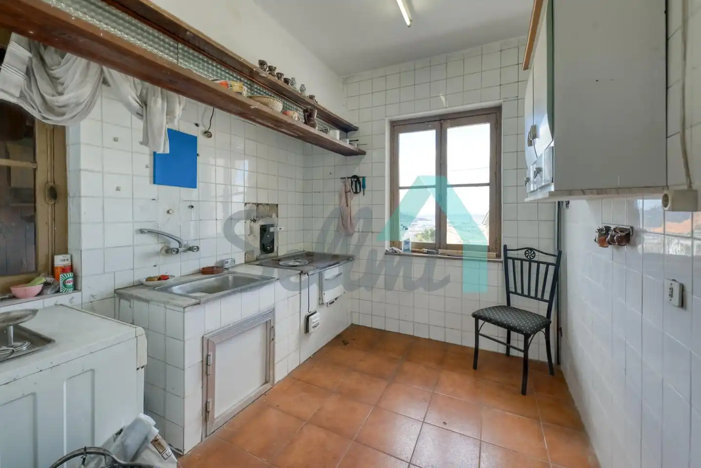 Kitchen of Buildings for sale in Oviedo 