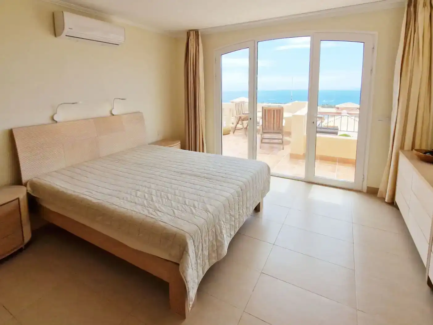Habitación de Piso en venta en Adeje con Aire acondicionado, Piscina y Balcón