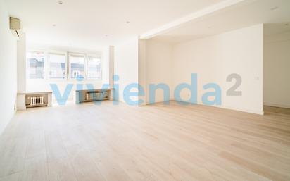 Living room of Flat to rent in  Madrid Capital  with Air Conditioner