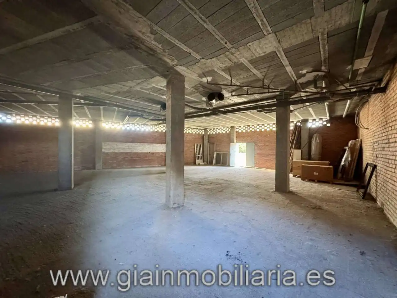 Local de alquiler en O Porriño  