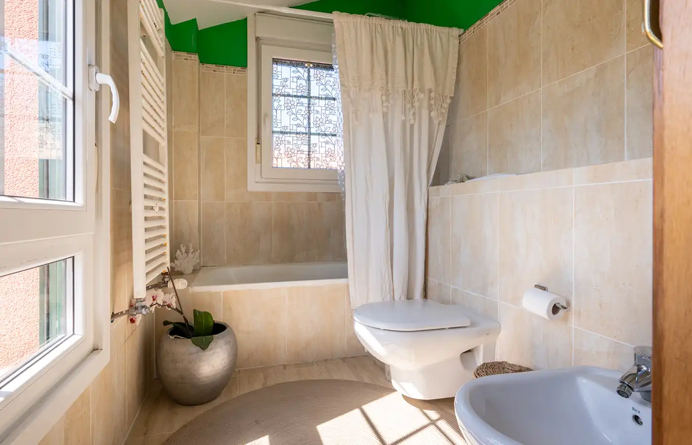 Bathroom of Houses for sale in Culleredo  with Air Conditioner, Heating and Private garden