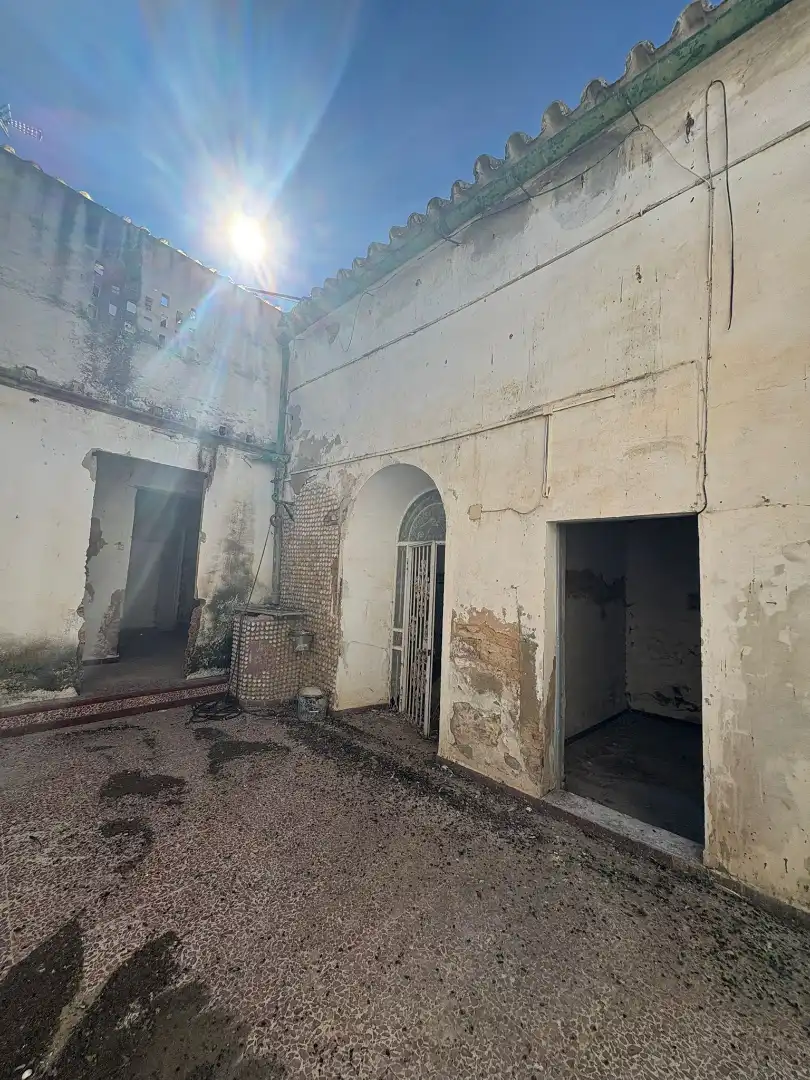 Casa adosada en venta en Carmona con Terraza