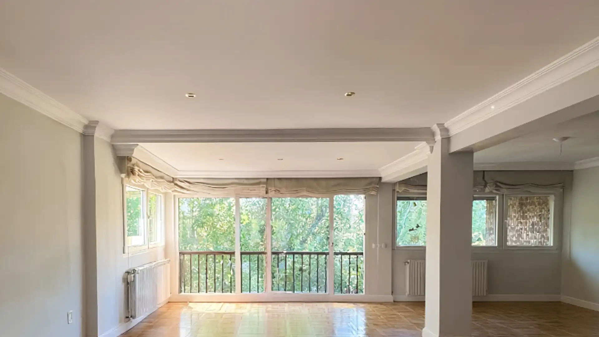 Sala de estar de Piso en venta en La Moraleja con Trastero y Piscina comunitaria