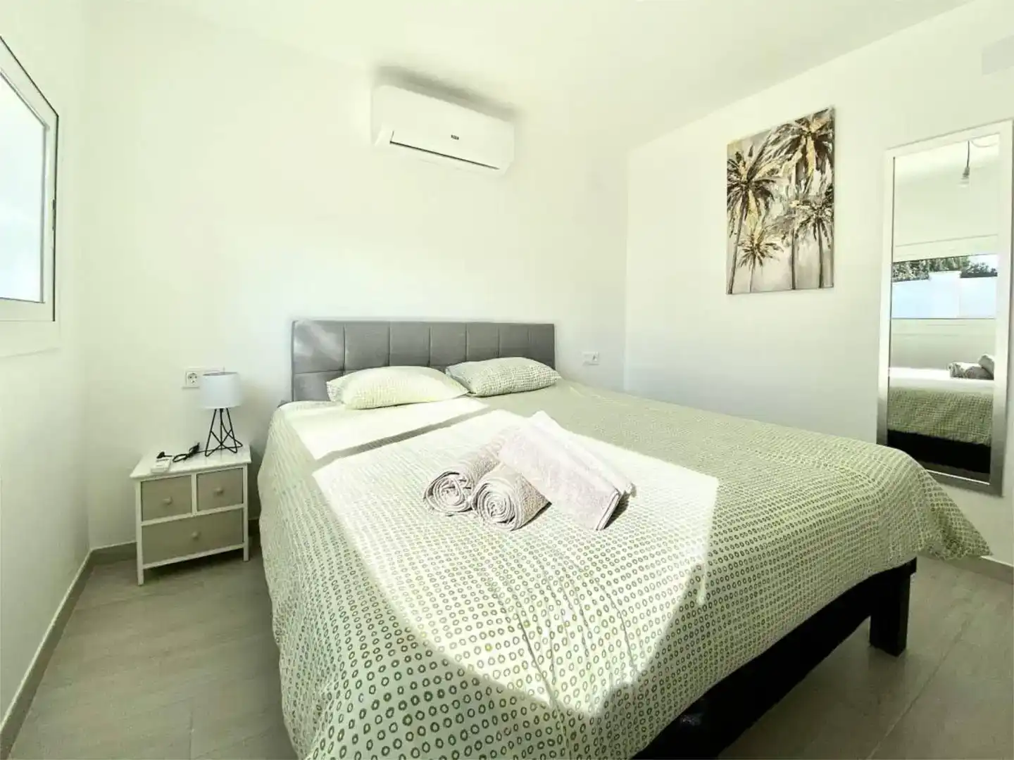 Bedroom of Houses for rent in L'Ametlla de Mar   with Air Conditioner, Swimming Pool and Balcony