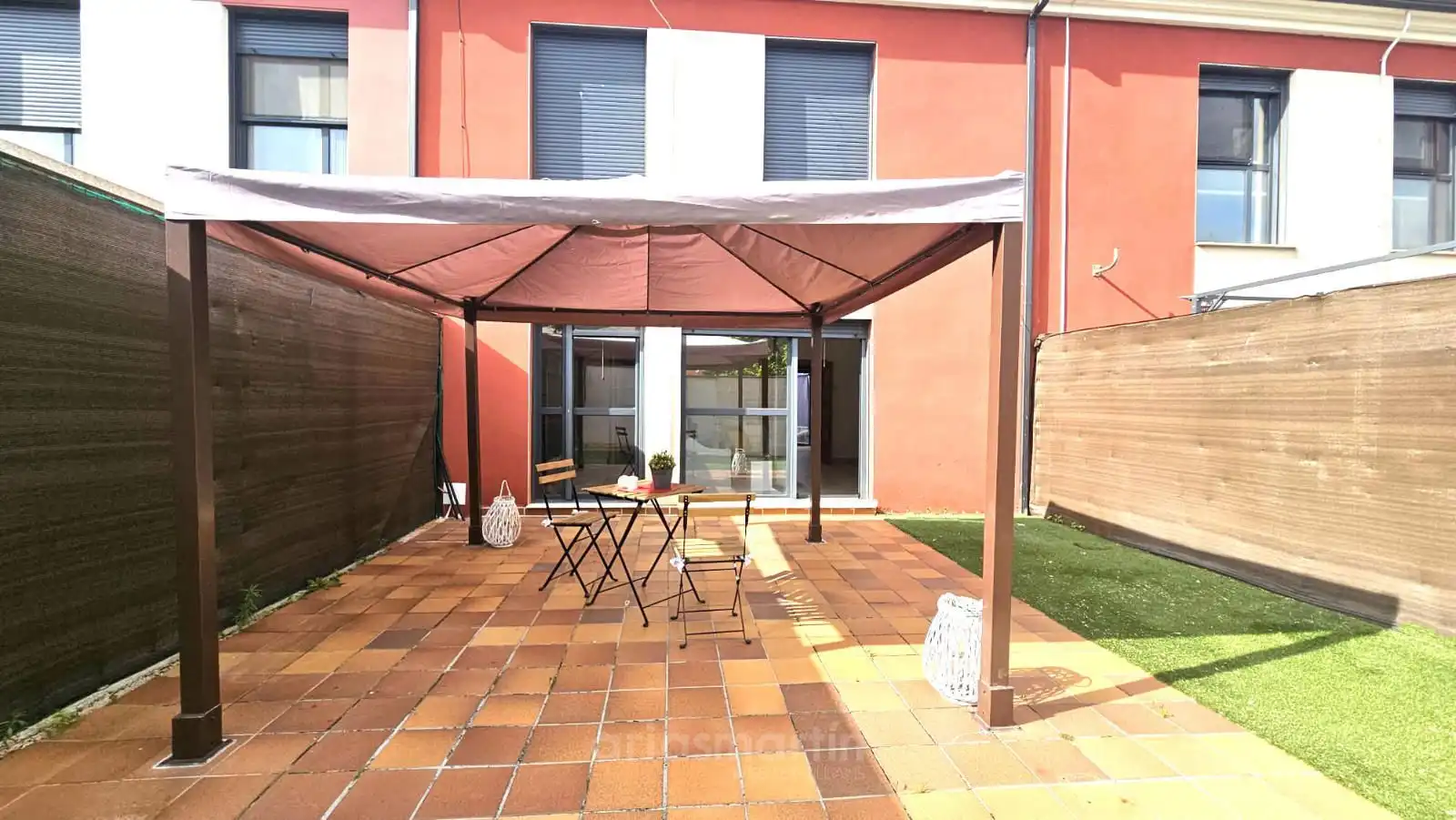 Terraza de Casa adosada en venta en Doñinos de Salamanca con Calefacción, Jardín privado y Terraza