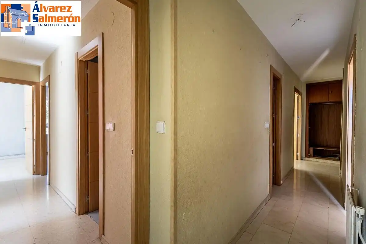 Piso en venta en Calle Bajo de Huétor, Cervantes