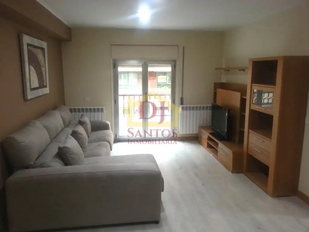 Apartamento de alquiler en Avenida de Italia, Carmelitas