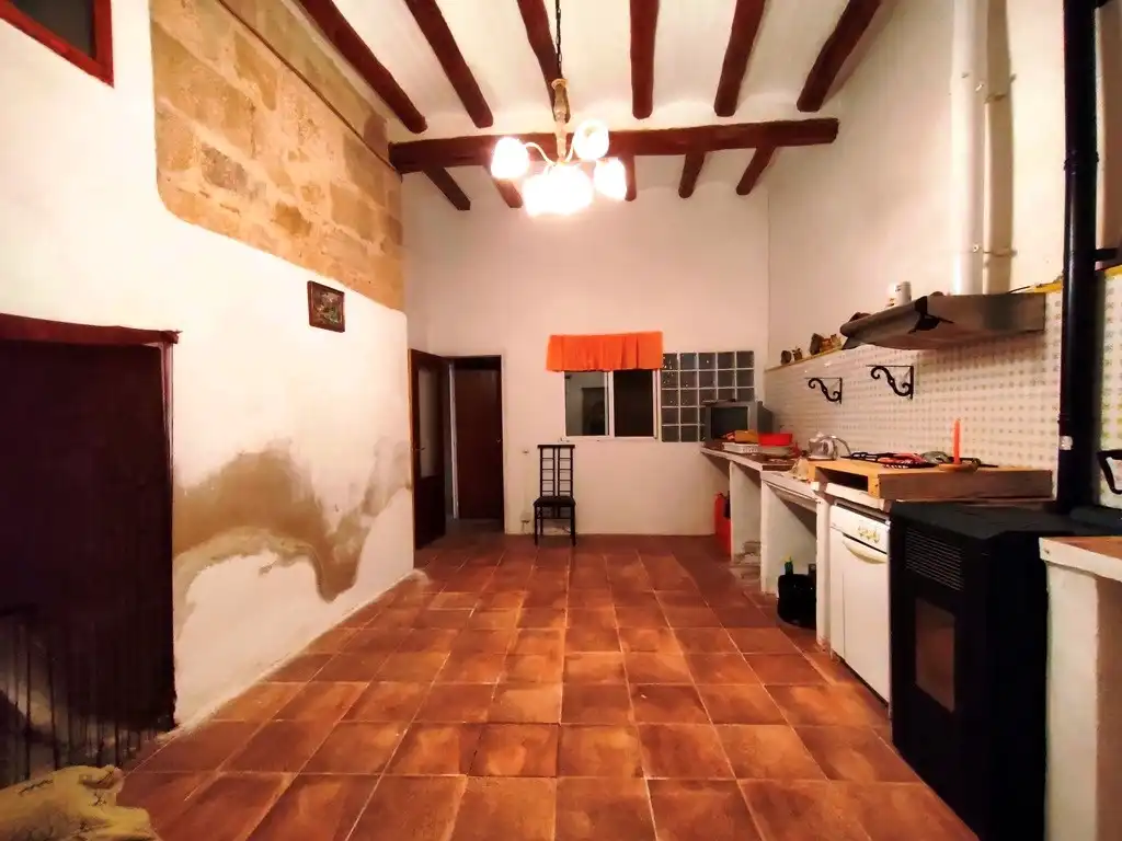 Cuina de Casa o xalet en venda en Arens de Lledó amb Calefacció i Balcó