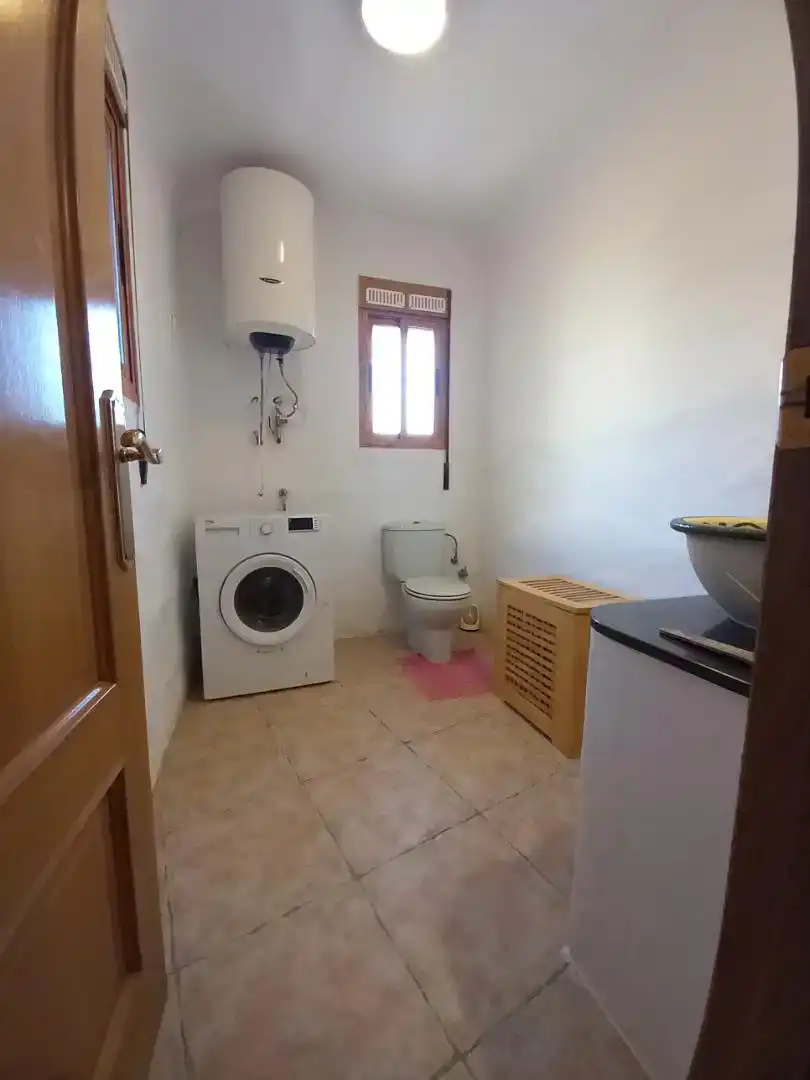 Bany de Finca rústica en venda en Orce amb Jardí privat, Traster i Piscina