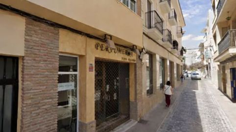 LOCAL EN CABRA CENTRO
