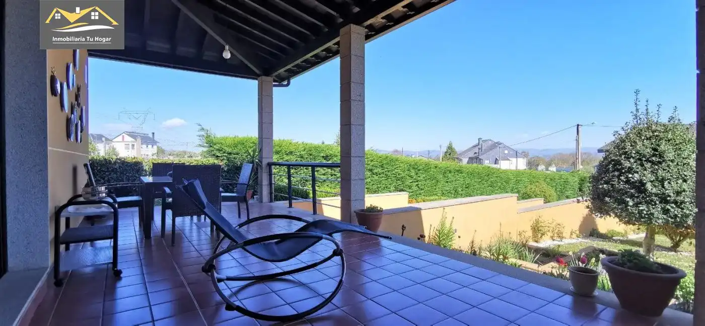 Terraza de Casa o chalet en venta en A Pobra de Trives  con Calefacción, Terraza y Trastero