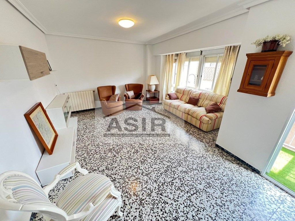 Sala d'estar de Pis en venda en Alzira amb Aire condicionat i Balcó