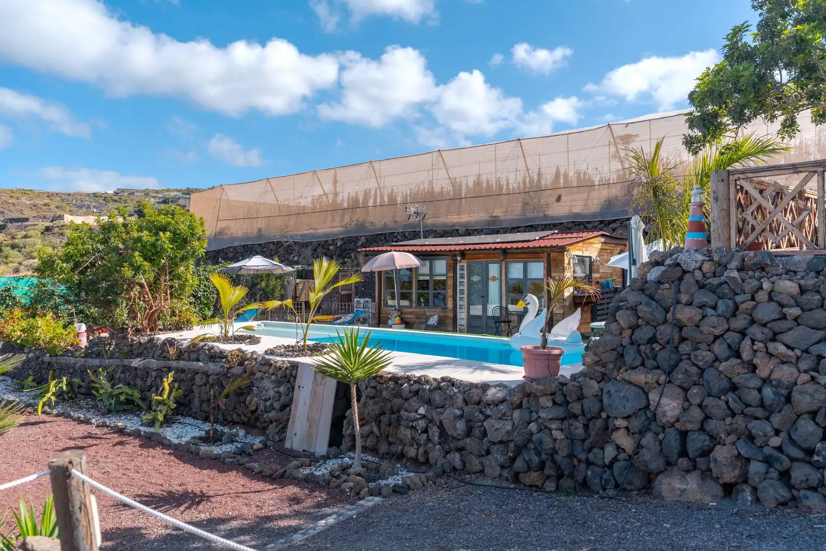 Finca rústica en venta en Guía de Isora con Piscina