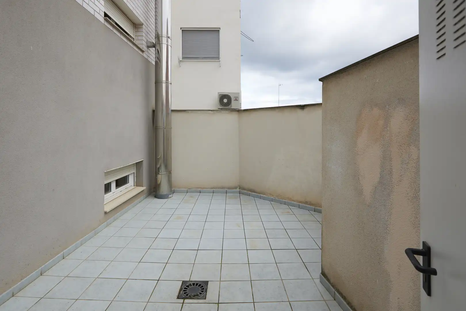 Terrassa de Casa adosada en venda en Rincón de Soto amb Calefacció, Parquet i Terrassa
