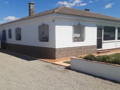 Vista exterior de Casa o xalet en venda en  Albacete Capital amb Aire condicionat, Calefacció i Jardí privat