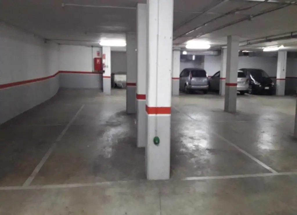 Parcheggio in vendita a AMADEU VIVES, imagen 4