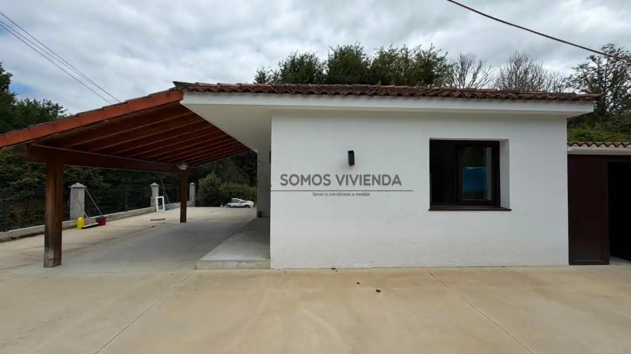 Vista exterior de Casa o xalet en venda en Ourense Capital  amb Calefacció, Jardí privat i Terrassa