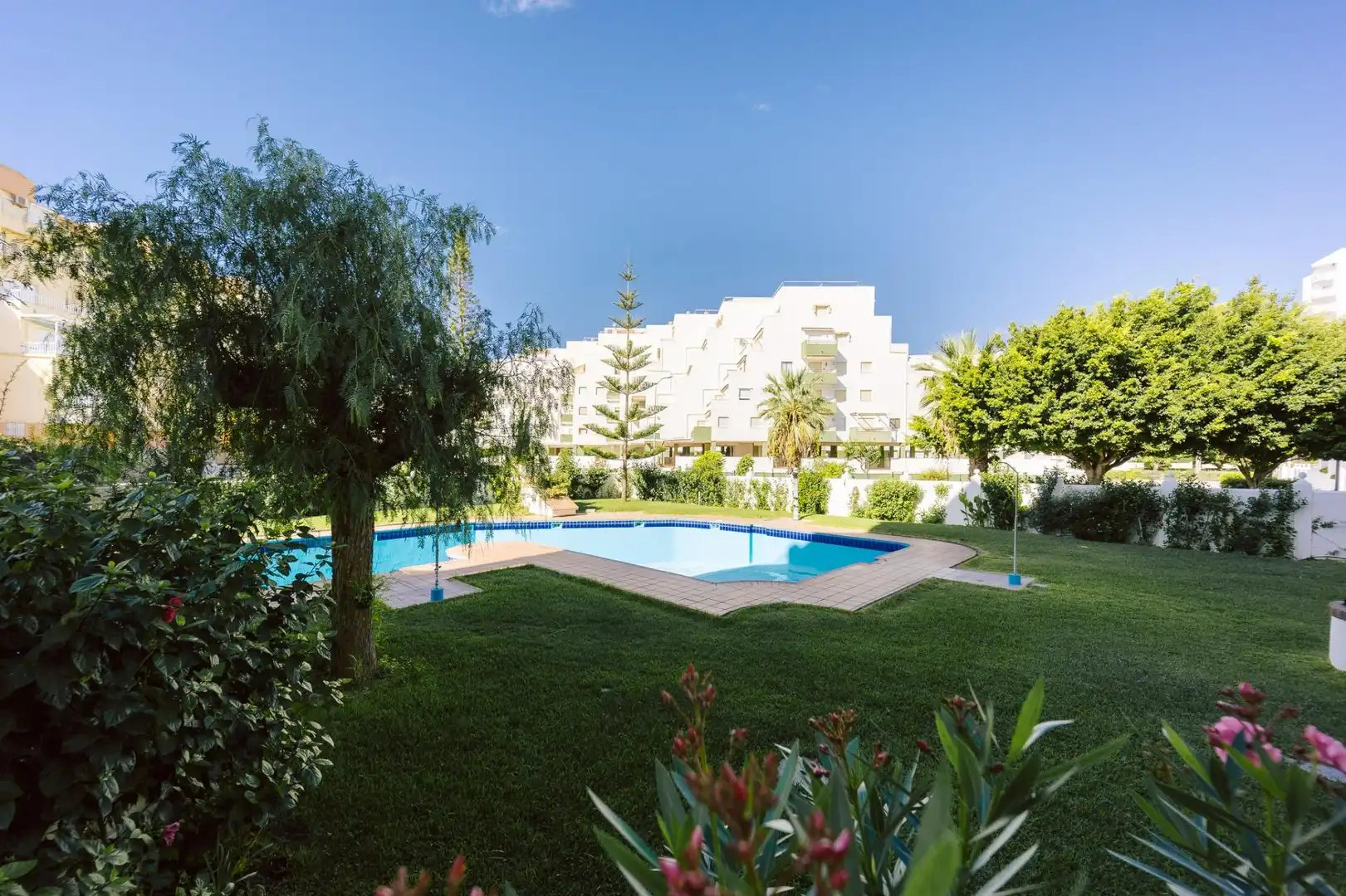 Garten von Dachboden zum Verkauf in Salobreña mit Privatgarten, Terrasse und Balkon