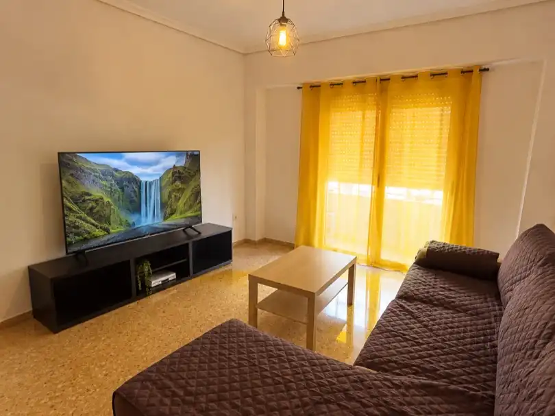 Wohnung zur Miete in Carrer de Concha Espina, 12, L'Amistat