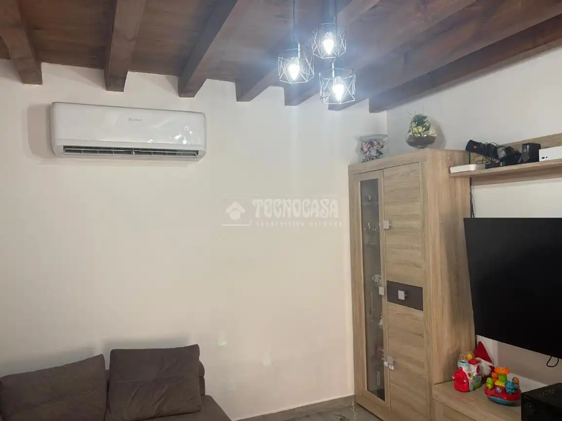 Sala de estar de Casa o chalet en venta en San Bartolomé de las Abiertas con Aire acondicionado, Calefacción y Terraza