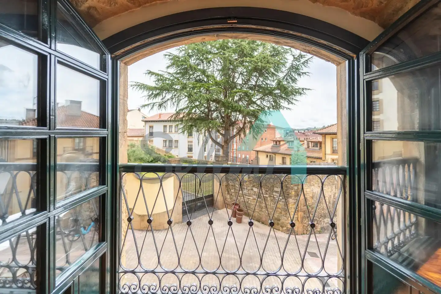 Balcony of Study for rent in Oviedo   with Heating, Parquet flooring and Furnished