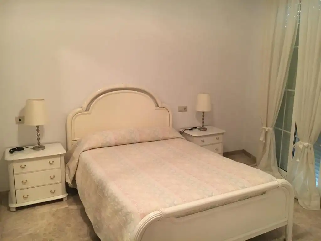 Schlafzimmer von Wohnung zum Verkauf in Fuente Palmera mit Möbliert